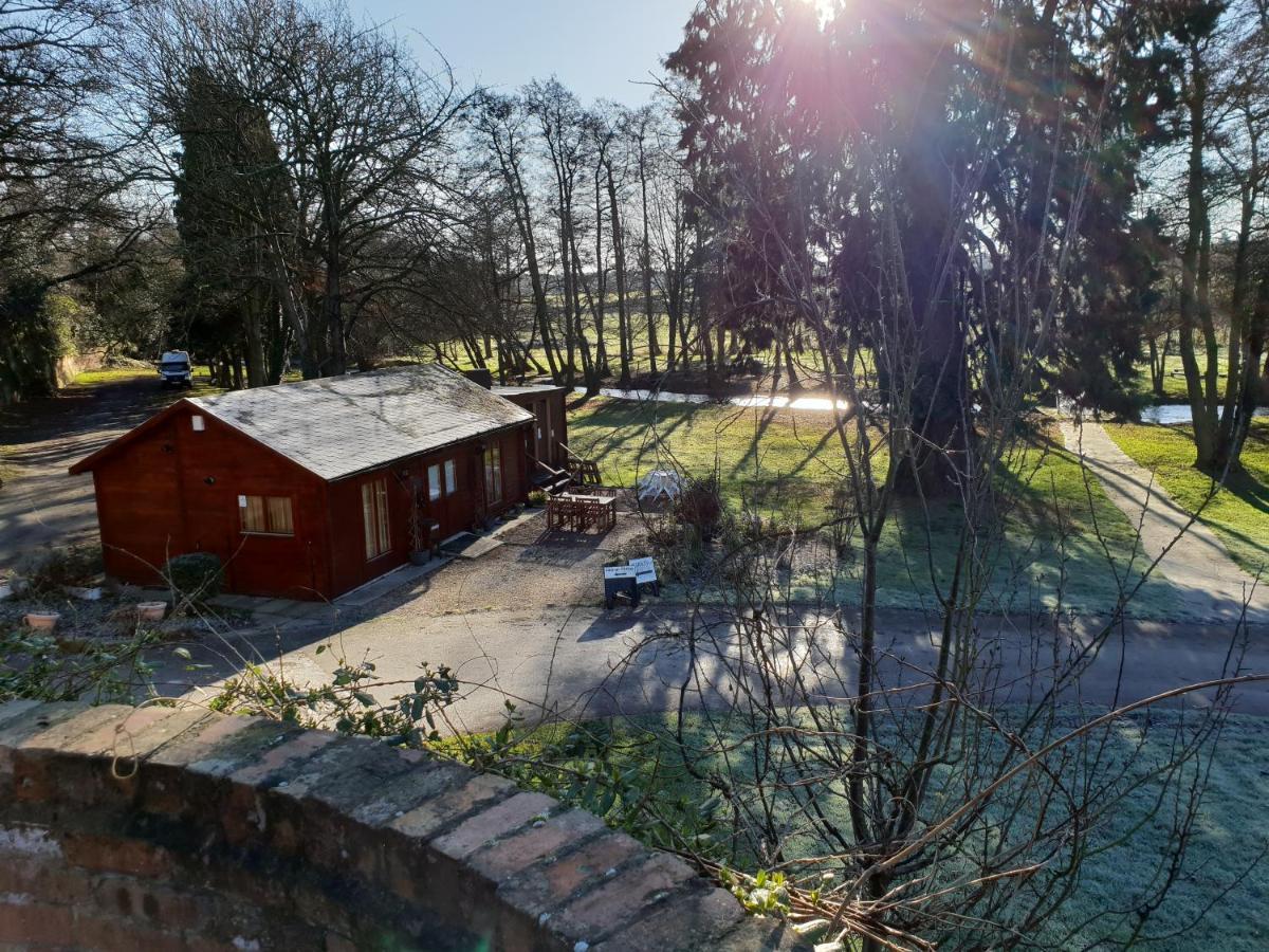 17Th-Century One Bed Studio With Parking & Garden! Elkesley Luaran gambar